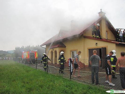 Pożar domu w Dobryni