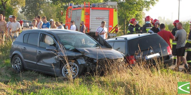 Wypadek samochodowy na drodze Jasło-Foluszu