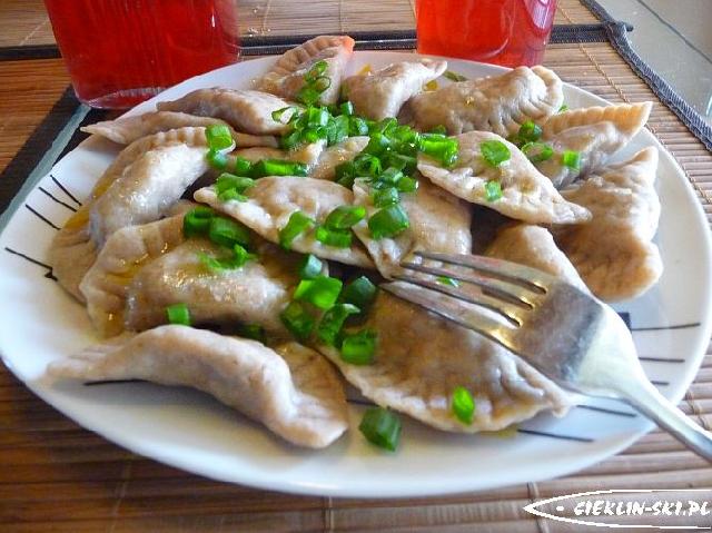Pierogi razowe z kaszą gryczaną